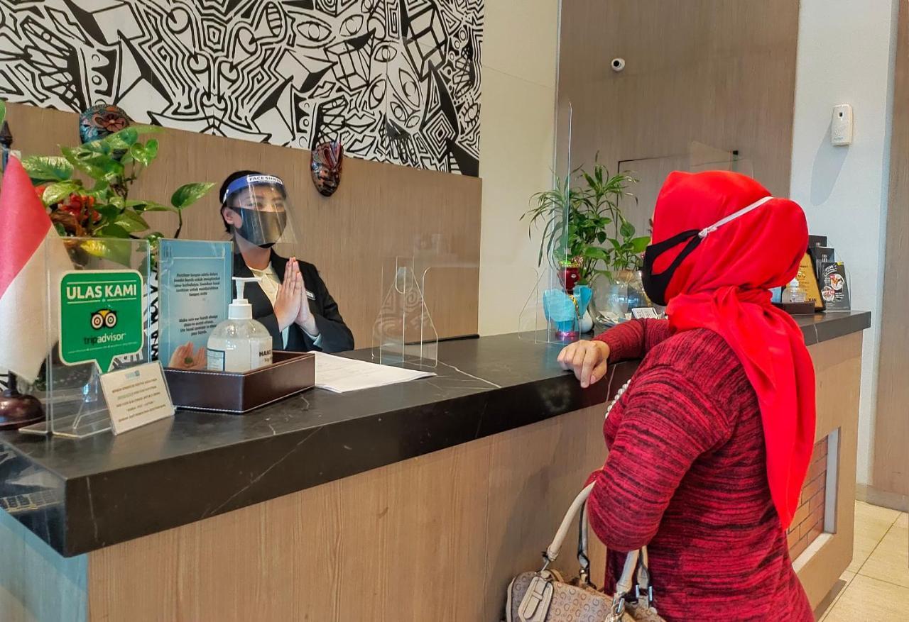 Hotel 88 Itc Fatmawati Jakarta By Wh Ngoại thất bức ảnh